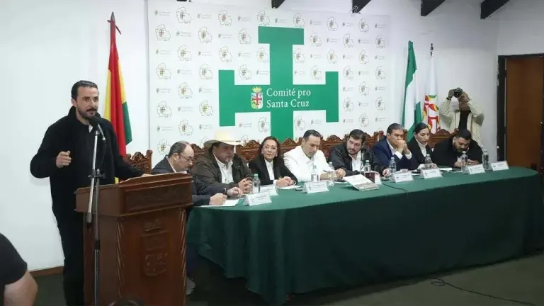 Emergencia permanente y marcha nacional: las cinco decisiones que dejó la Asamblea de la Cruceñidad